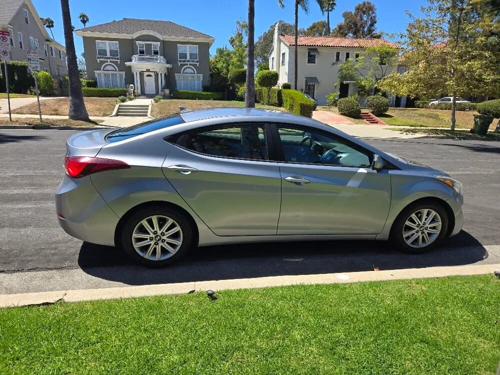 2015 Hyundai Elantra SE - 2015 Hyundai Elantra SE 1오너 무사고 클린타이틀 스모그했음 엑설런트's thumbnail