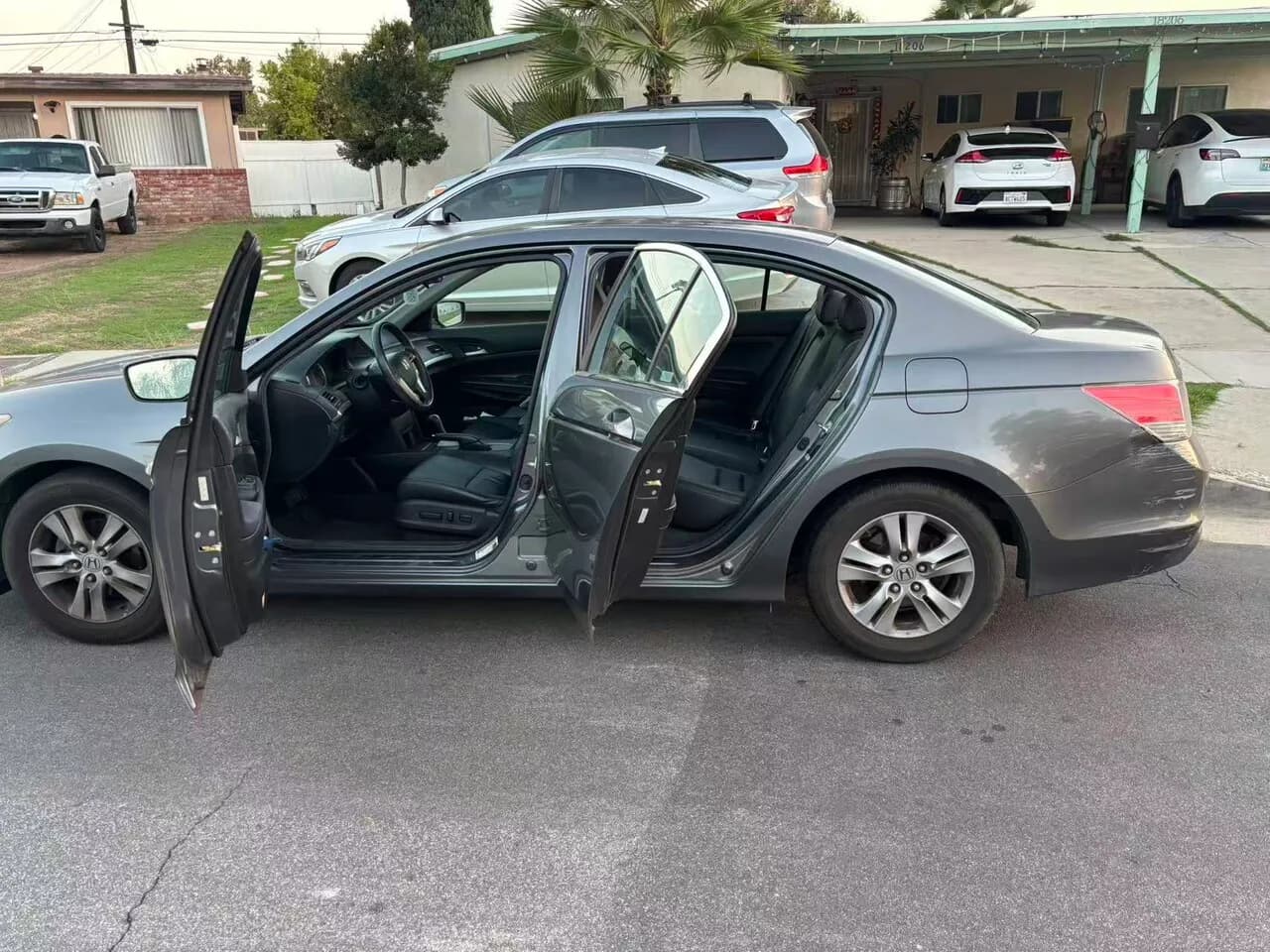 2012 Honda Accord SE - 아무런 문제 없는 차량,네고 가능