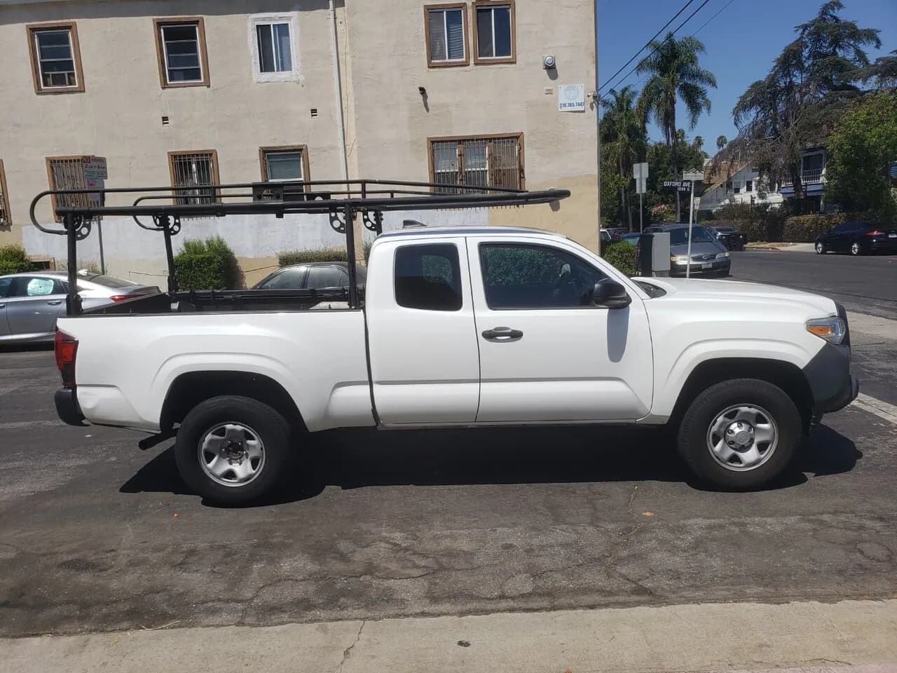 2018 Toyota Tacoma - 1오너,깨끗합니다
