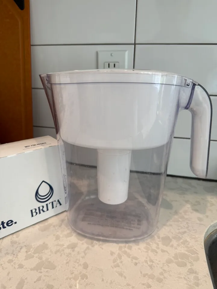 Brita 브리타 정수기 + 새 필터 6개
					무빙세일
					Los Angeles (k-town)