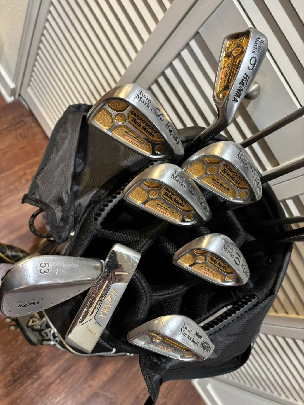 HONMA GOLF TwinMarks CROSS ATTACK 3star 풀셋
					운동/건강
					Los Angeles