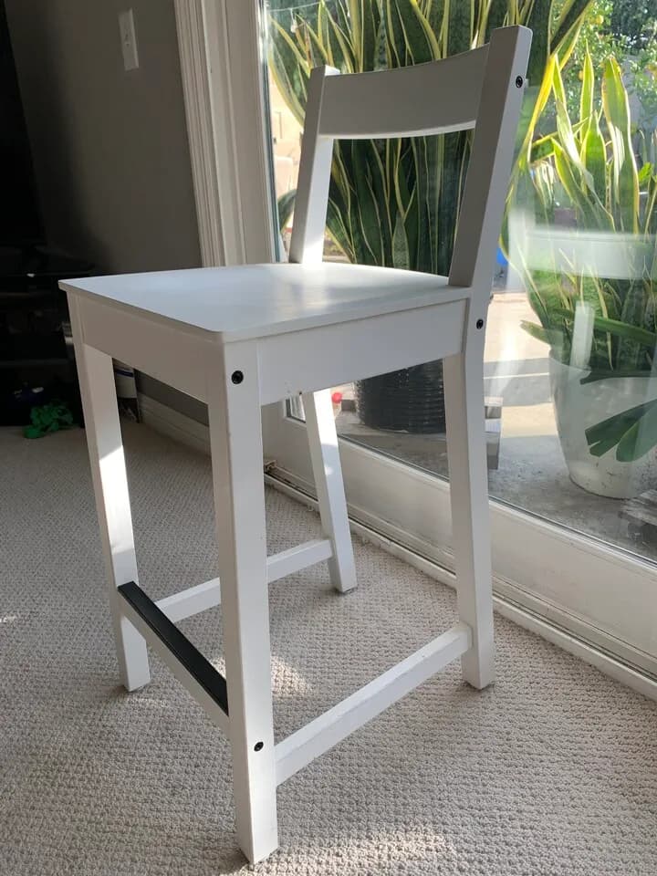 High chair
					가구
					라팔마