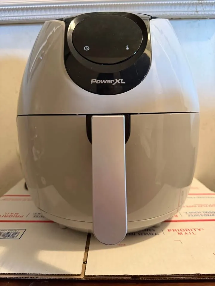 PowerXL 7-qt Classic Digital Air Fryer 에어 프라이어
					무빙세일
					Koreatown