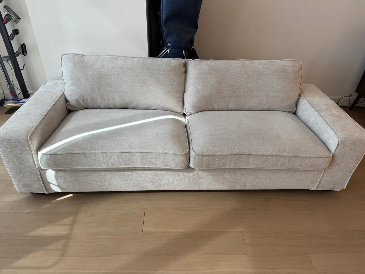 Modern Loveseat Sofas 소파
					전자/가전
					Los Angeles's thumbnail