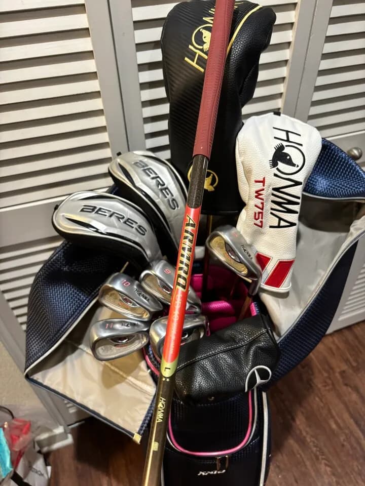 여성 Honma 베레스 2star 풀셋트
					운동/건강
					Los Angeles