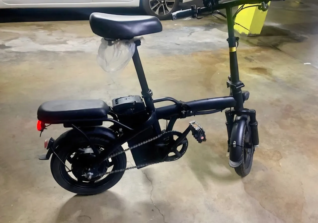 접는 전기 자전거 Folding Electric Bike 이바이크
					운동/건강
					LA