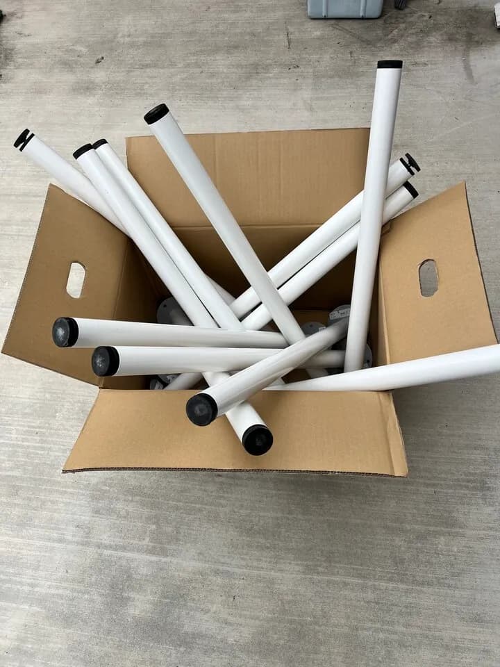 Ikea table legs
					기타
					LA