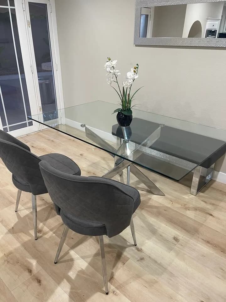 Dining Table Set (LIKE NEW) 모던하고 클린
					무빙세일
					Garden Grove
