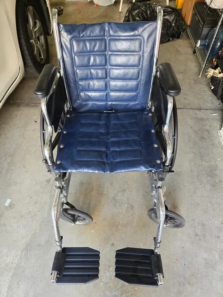 wheel chair and walker
					기타
					Chino Hills