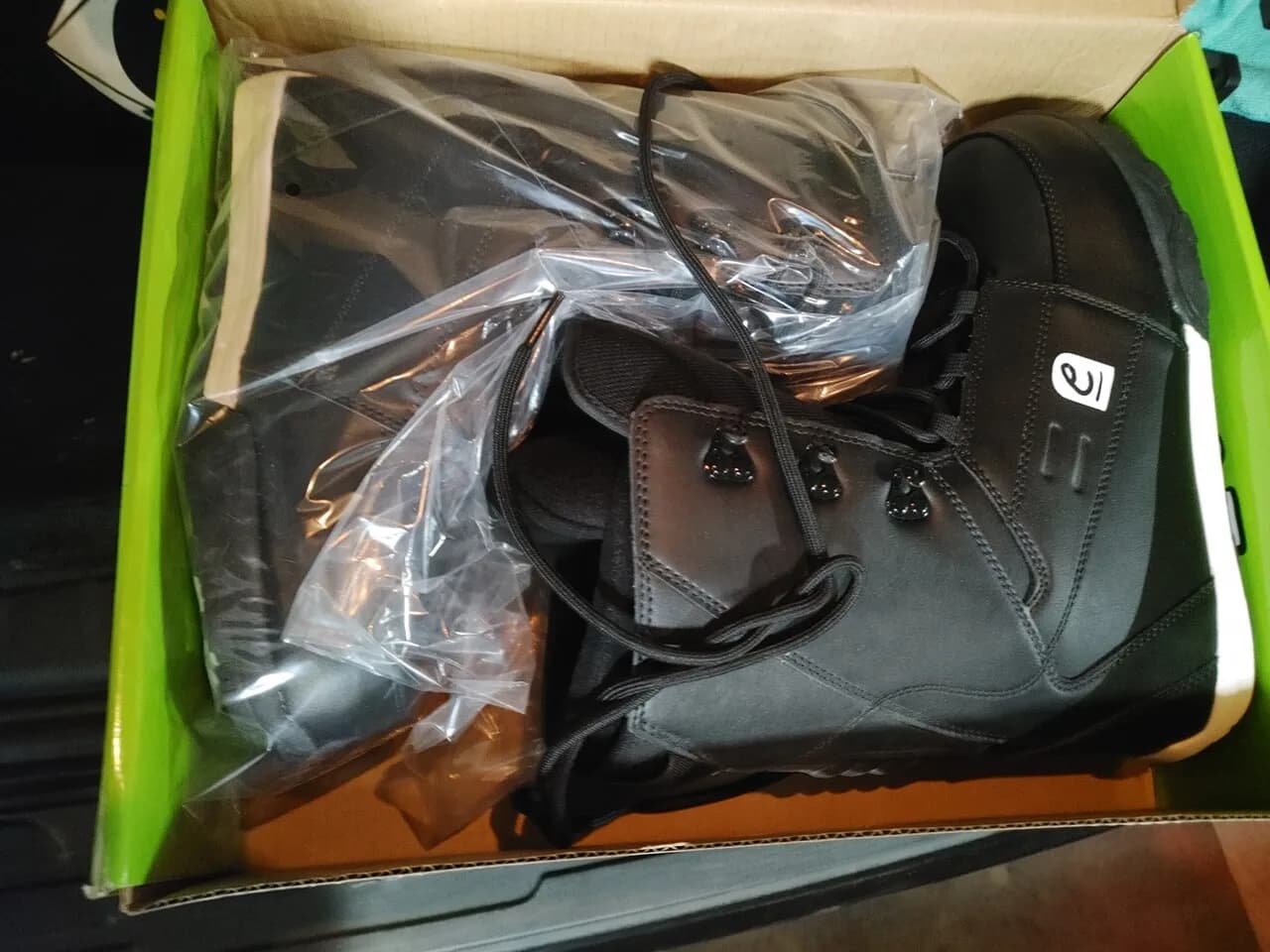 스노우보드 부츠 snowboard boots
					무빙세일
					Los Angeles