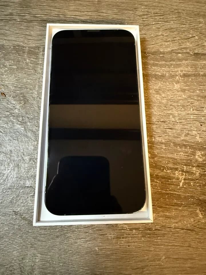 Iphone 13 pro max 언락폰 팝니다
					전자/가전
					Los Angeles  한타