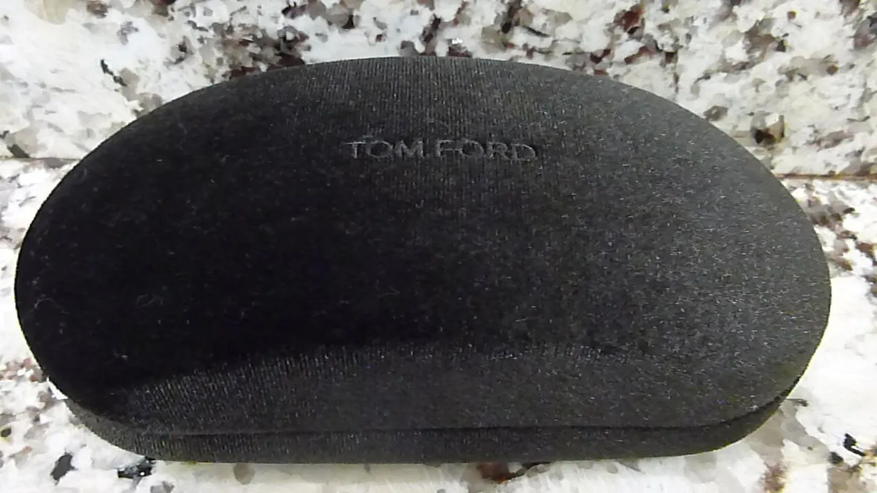NEW-ITALY-TOM FORD-BLACK- 안 경 테
					의류/패션
					Los Angeles