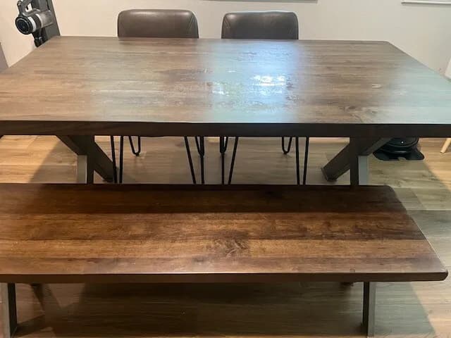 Dining Table set
					가구
					Buena Park
