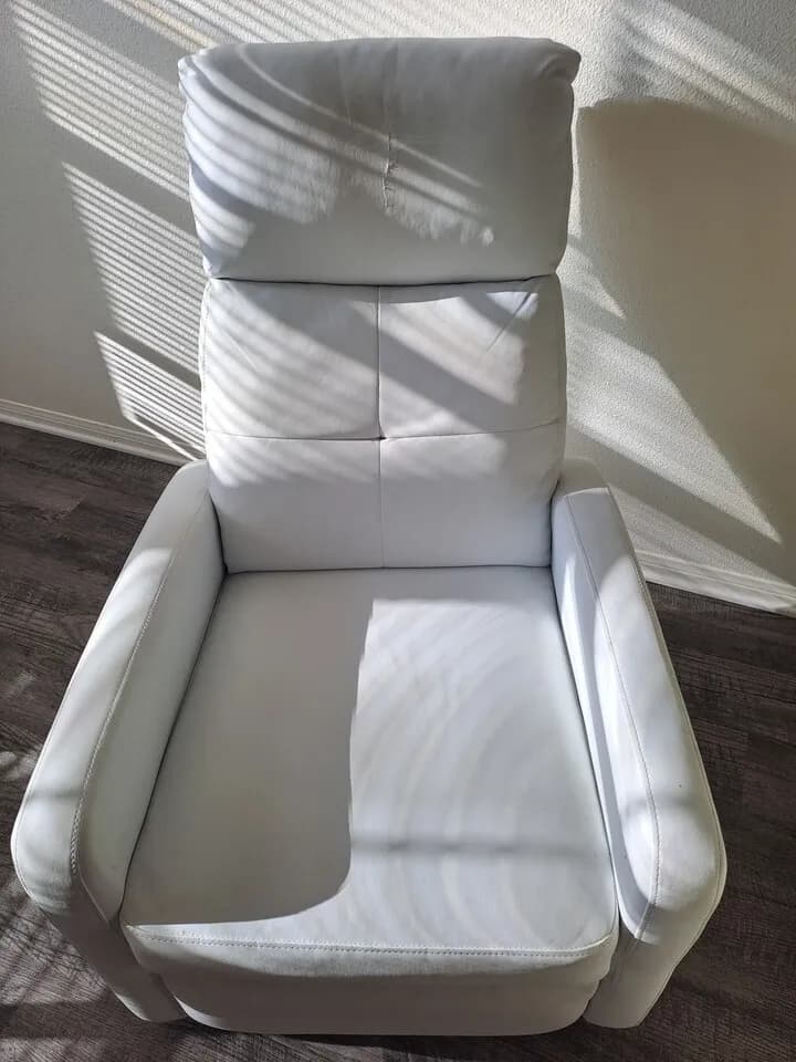 리클라이너 Recliner
					무빙세일
					라팔마