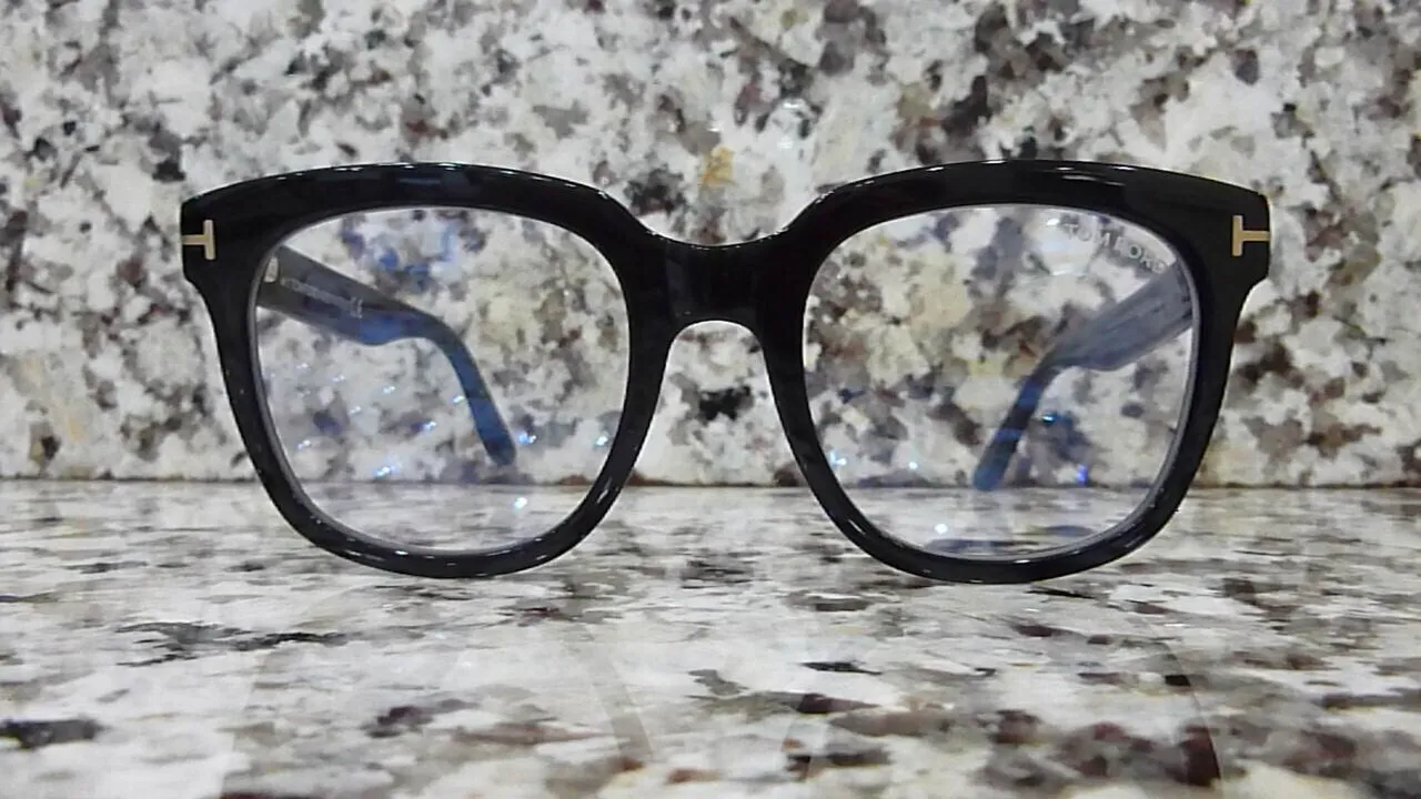 NEW-ITALY-TOM FORD-BLACK-안경테
					의류/패션
					Los Angeles