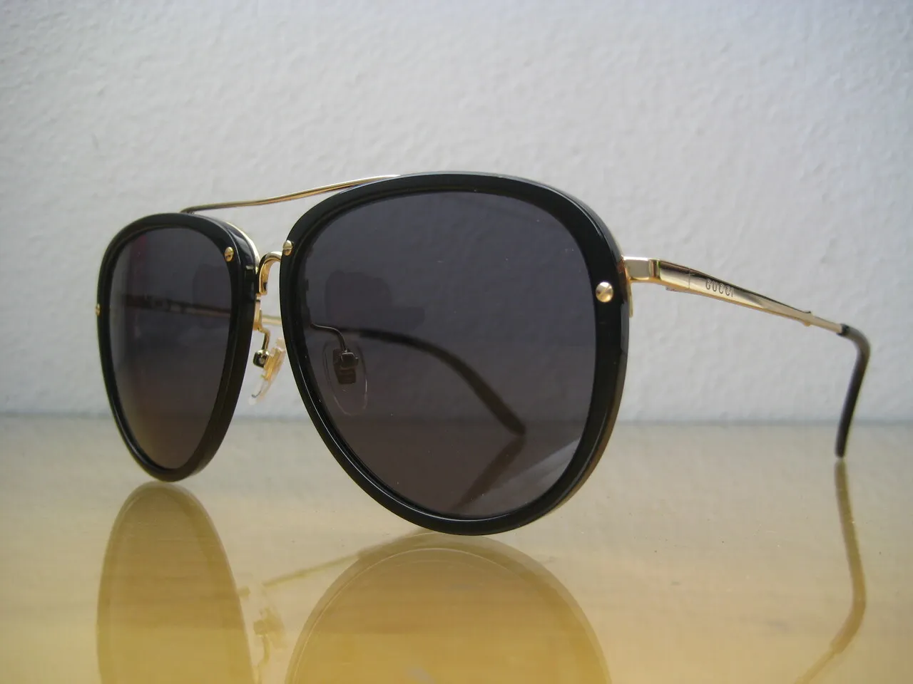 처분세일 명품 구찌 Gucci Sunglasses 2 가지 새거
					의류/패션
					Norwalk