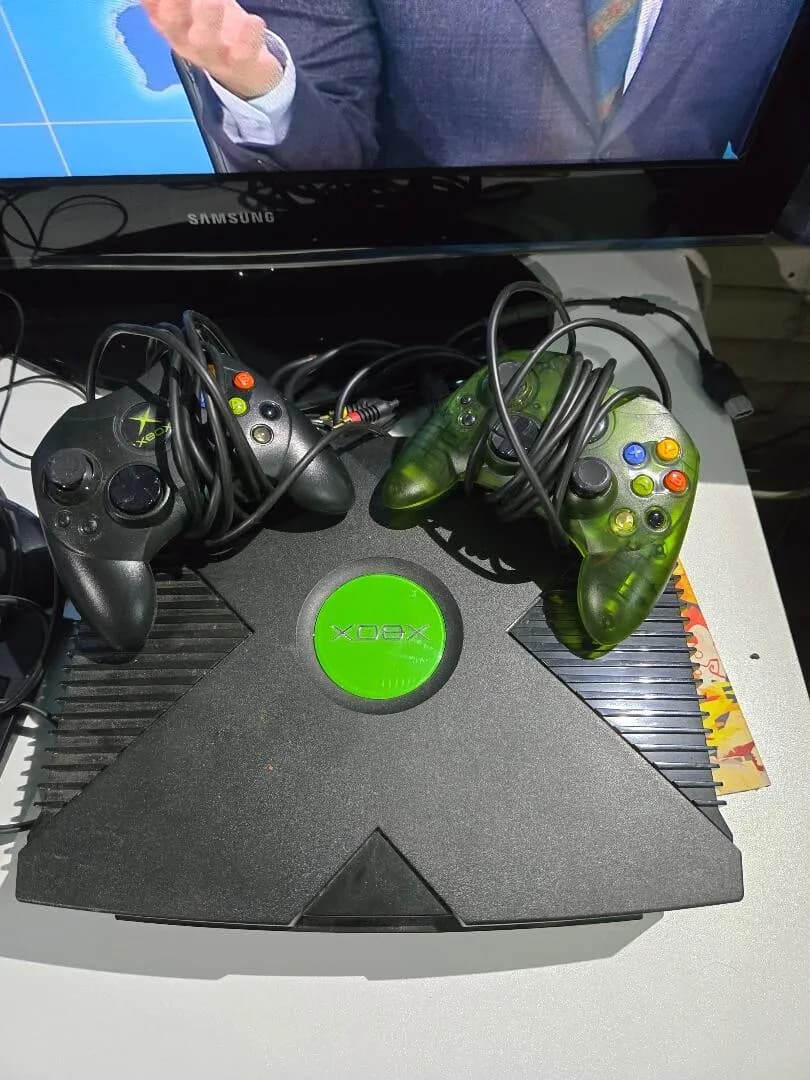 XBOX 콘솔과 게임 10개포함
					무빙세일
					Los Angeles