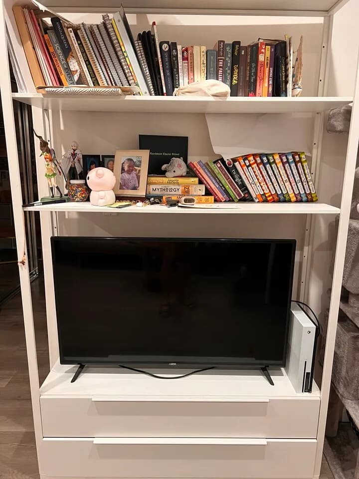 ikea 트윈 침대,철재 책장
					무료나눔
					Los Angeles