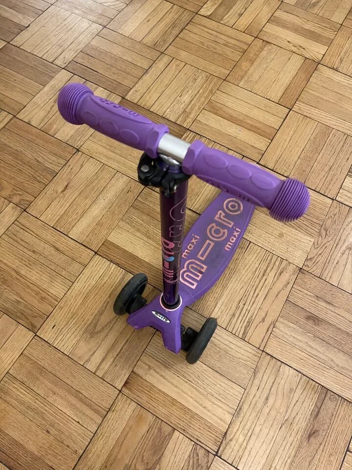 Micro 스쿠터
					기타
					Los Angeles