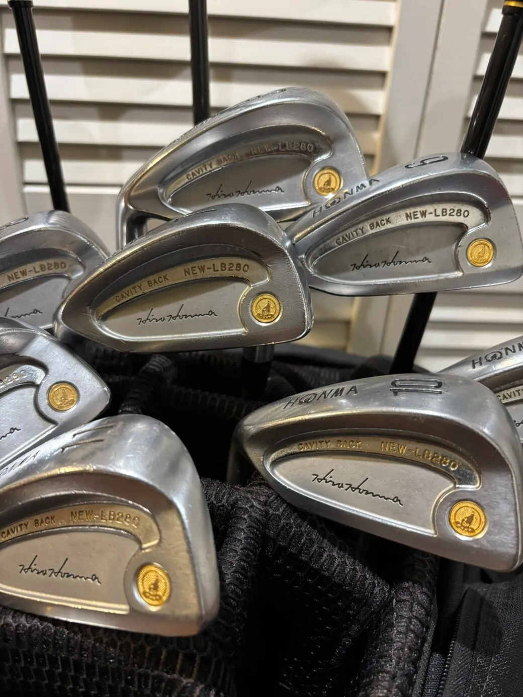 왼손잡이 Lefty HONMA GOLF LB-280 4star 24K gold
					운동/건강
					Los Angeles