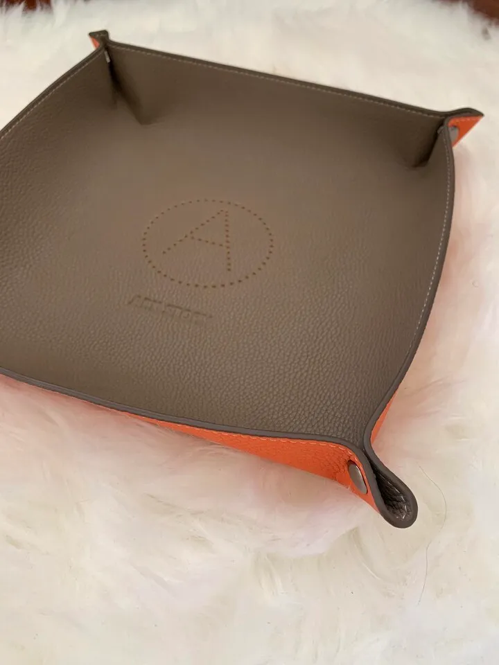 가죽 Tray 입니다, (인테리어, 선물용 등등)
					기타
					브에나팍 (oc)