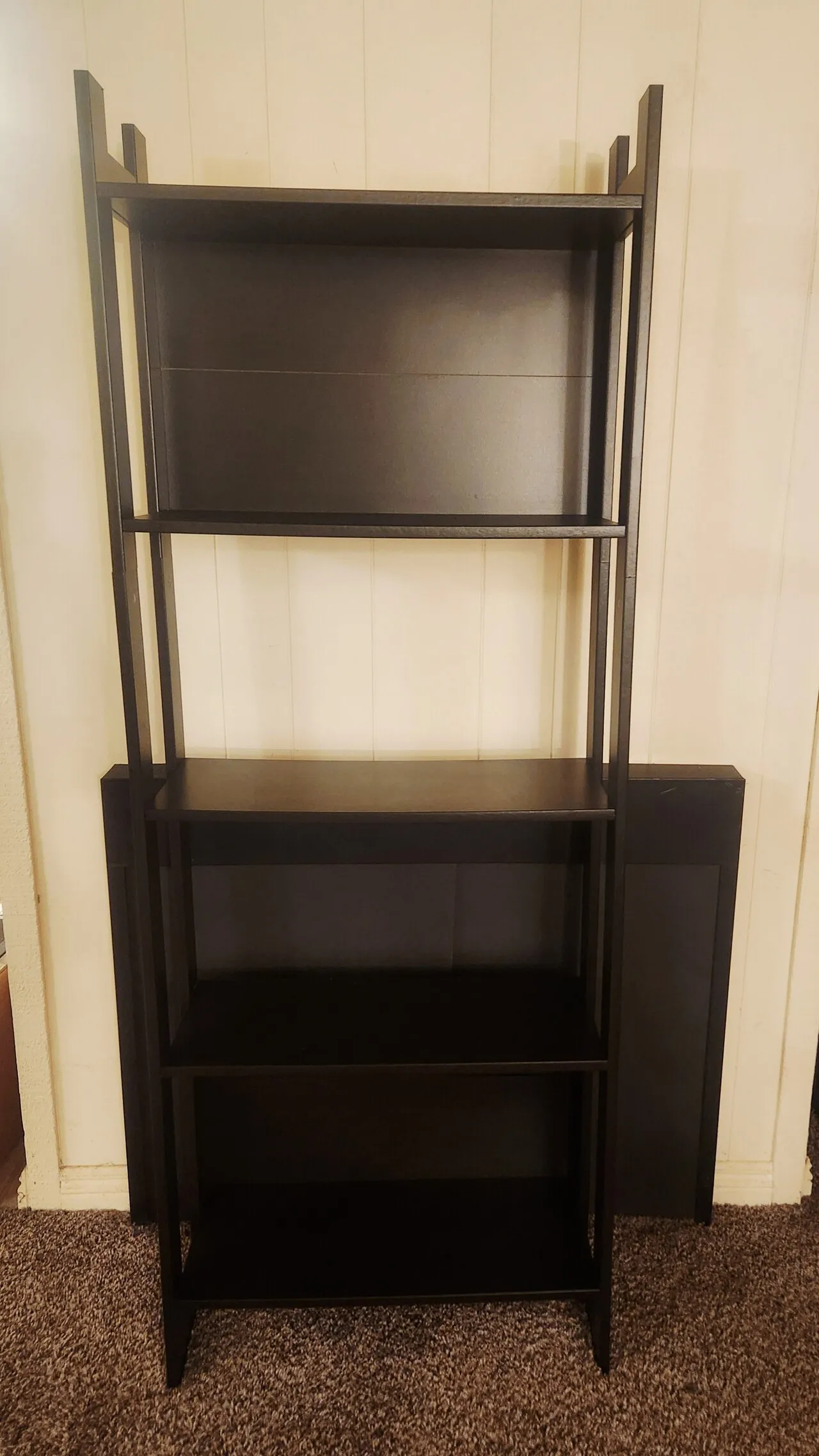 Ikea Bookcase 4개
					무빙세일
					Cypress