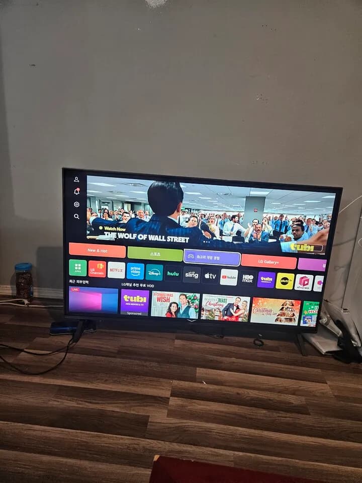 엘지 55인치 티비 입니다
					전자/가전
					라미라다