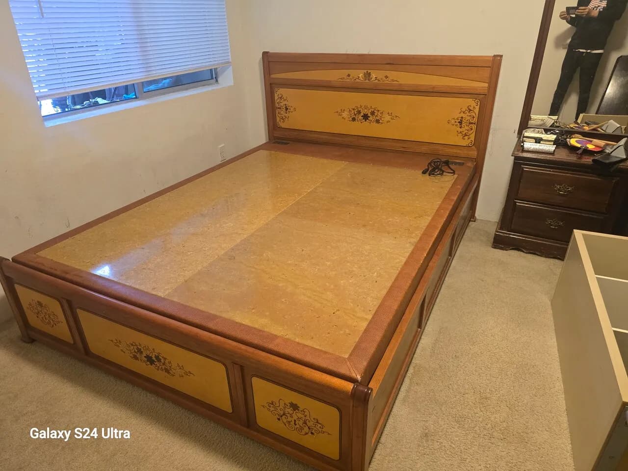 무료돌침대
					무료나눔
					Los Angeles