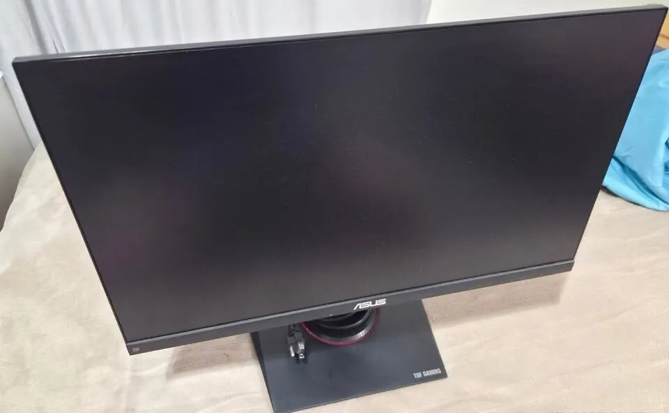 ASUS 24in FHD 144hz IPS gaming monitor
					전자/가전
					Irvine