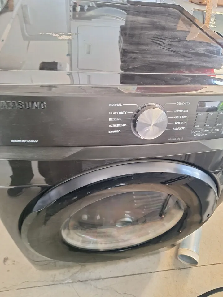 삼성가스건조기 새제품 스크레치 있음
					전자/가전
					La Puente