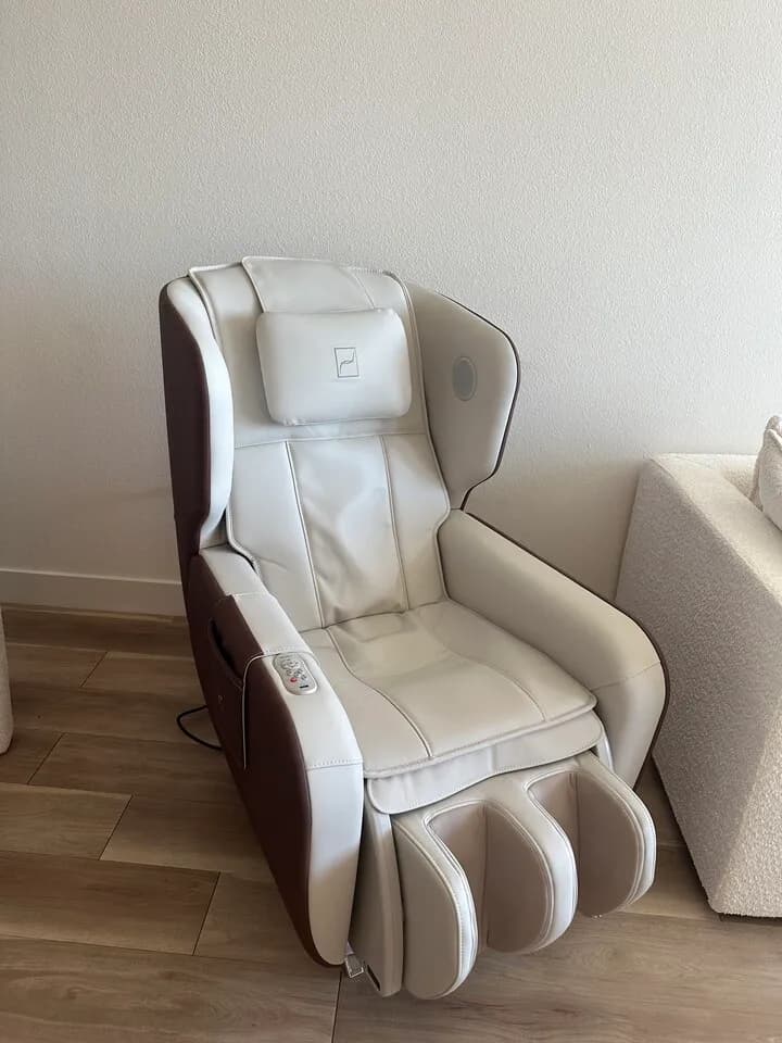 바디프렌드 안마의자
					전자/가전
					한인타운