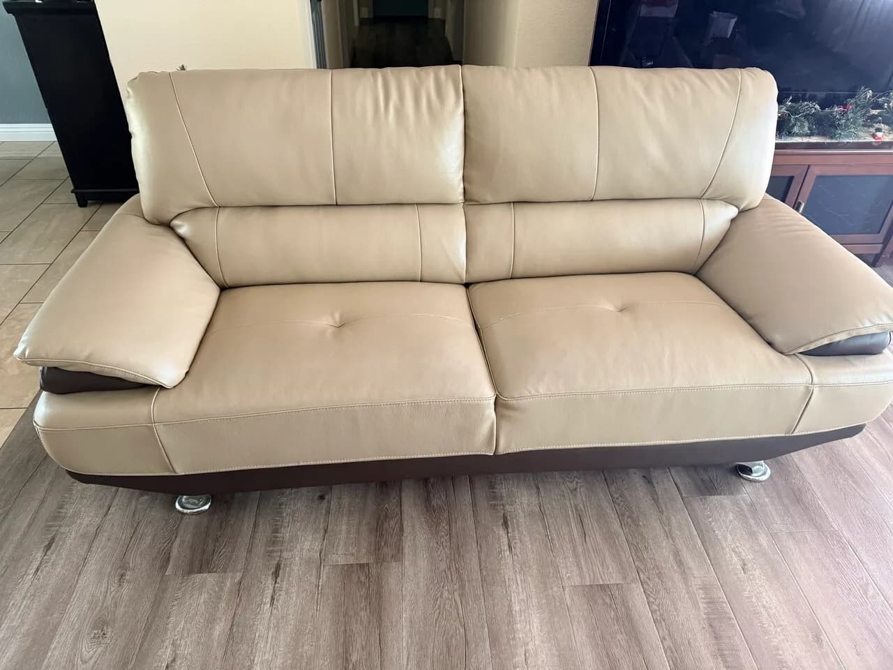 LG 세탁기, 소파 판매합니다.
					무빙세일
					Torrance