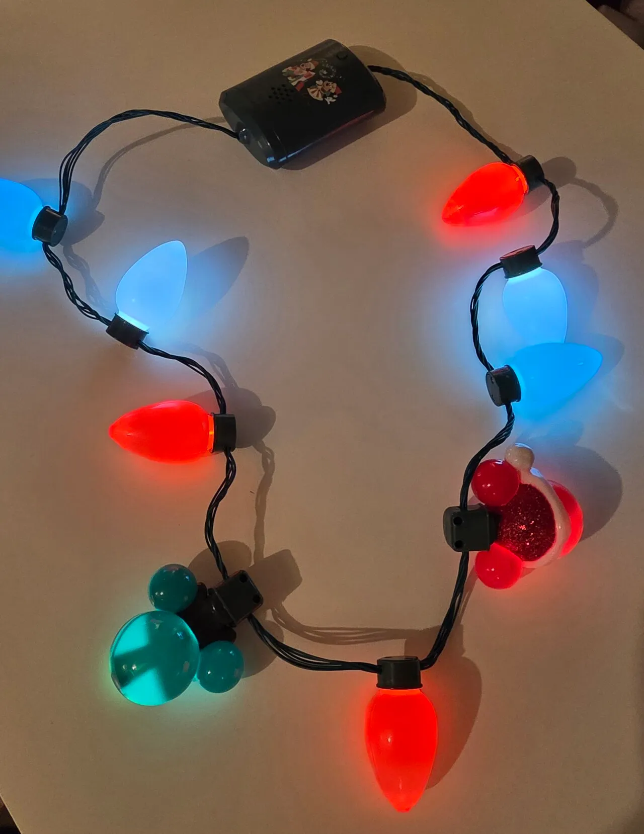 디즈니랜드 조명 목걸이
					전자/가전
					Los Angeles