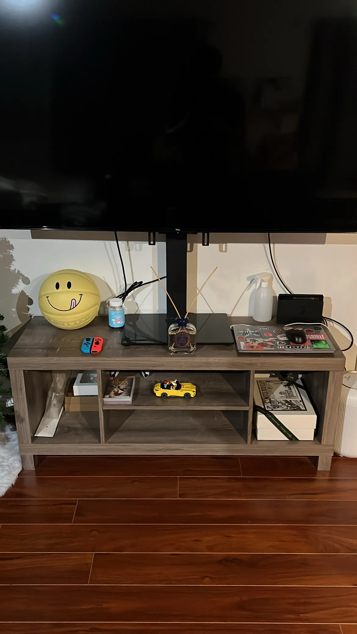 TV Stand 판매합니다
					가구
					La Mirada