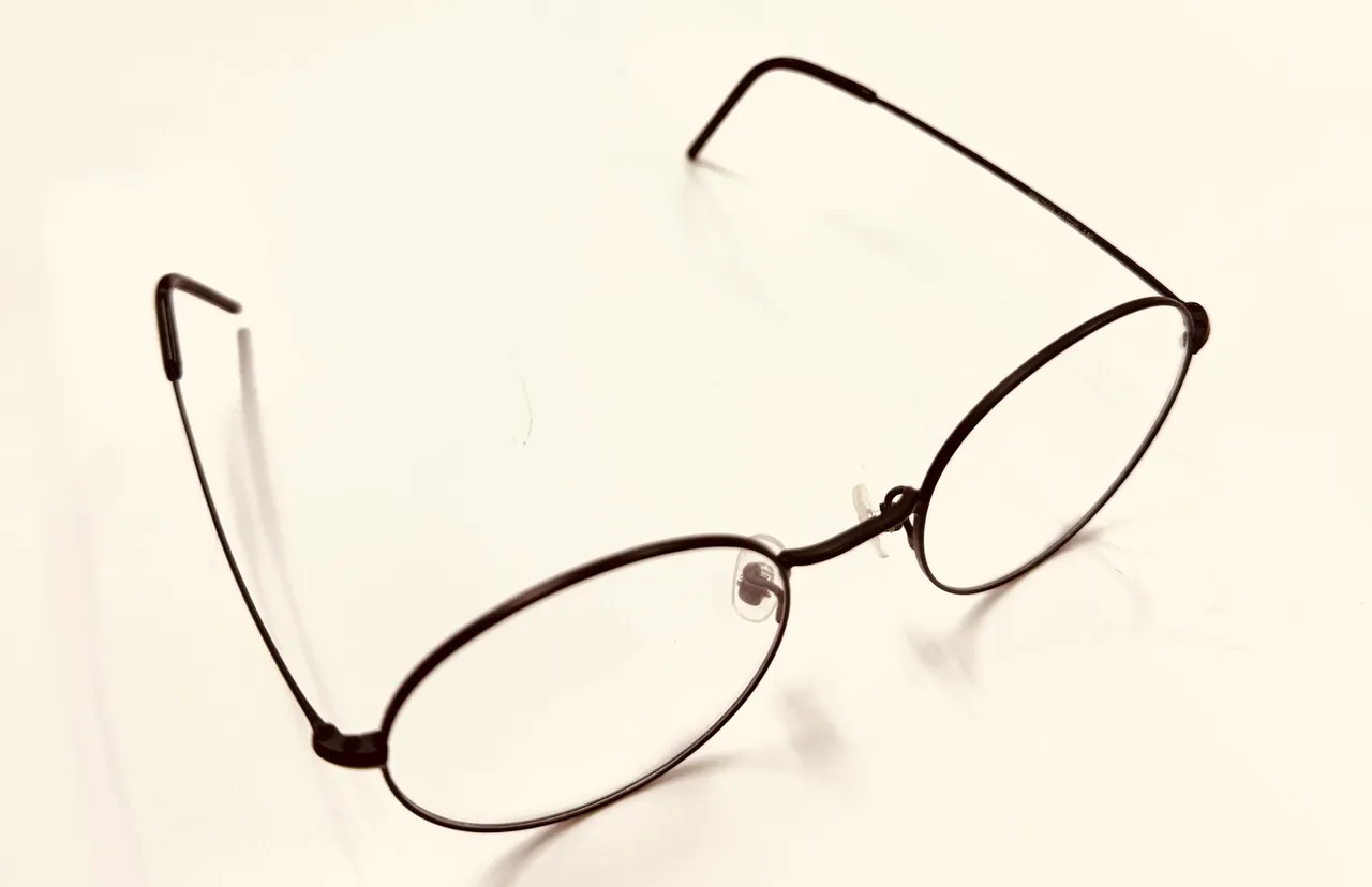 안경마을에서 안경을 저렴한 가격판매
					의류/패션
					Los Angeles