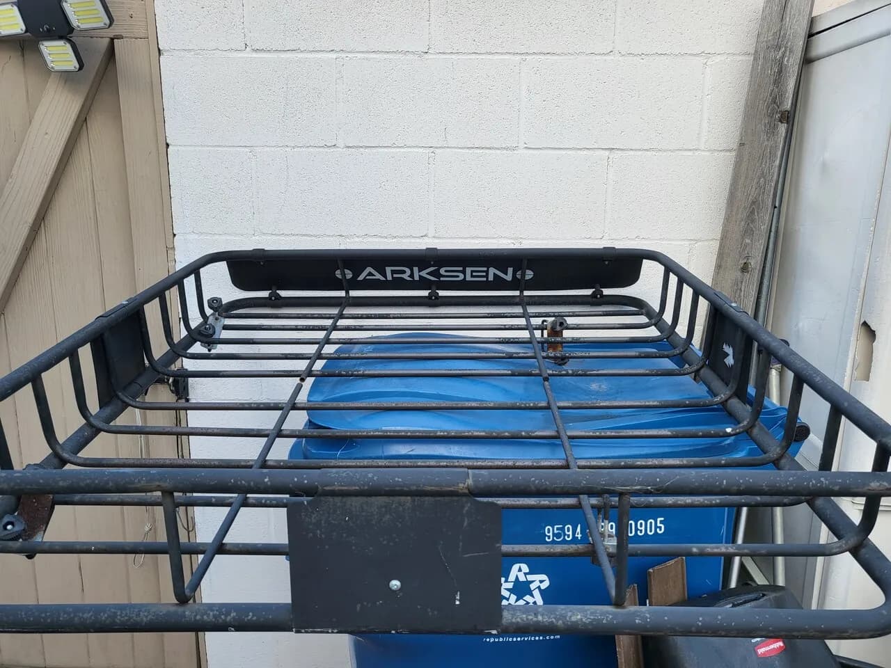 자동차 루푸랙
					기타
					Buana Park