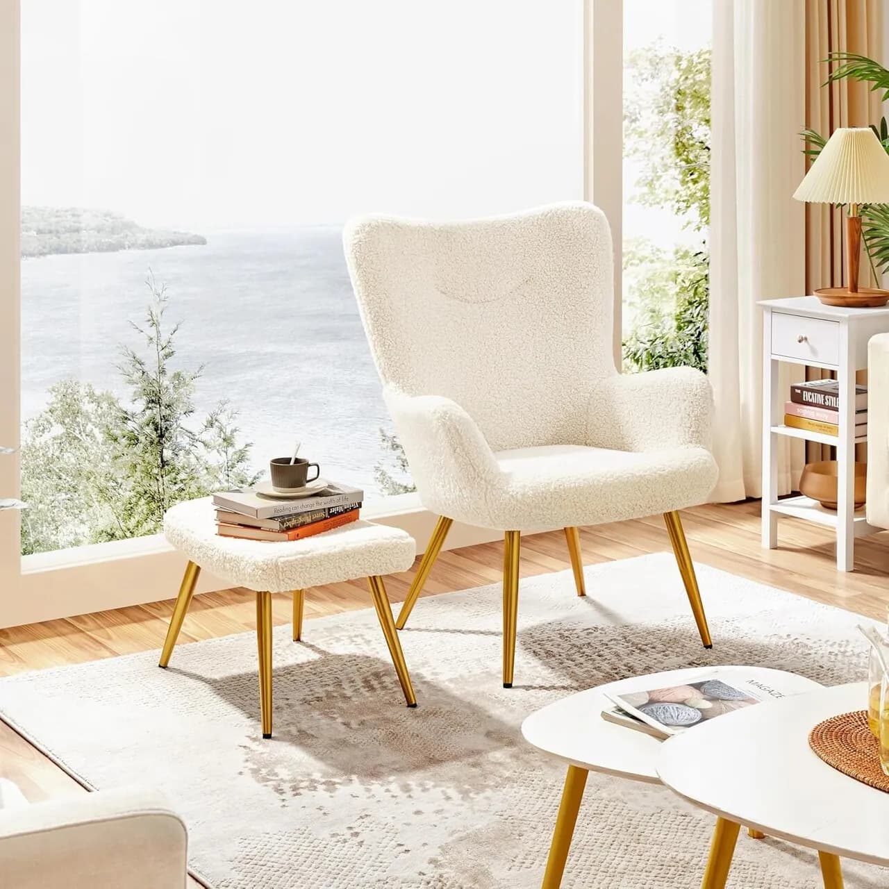 아주 이쁜 $109짜리 새 거실 체어 $80에 팝니다.
					가구
					Los Angeles