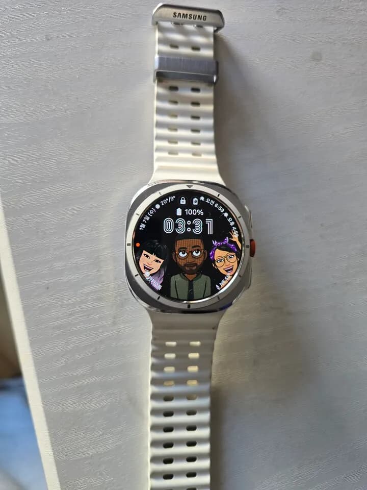 삼성 갤럭시 워치 울트라
					전자/가전
					Los Angeles