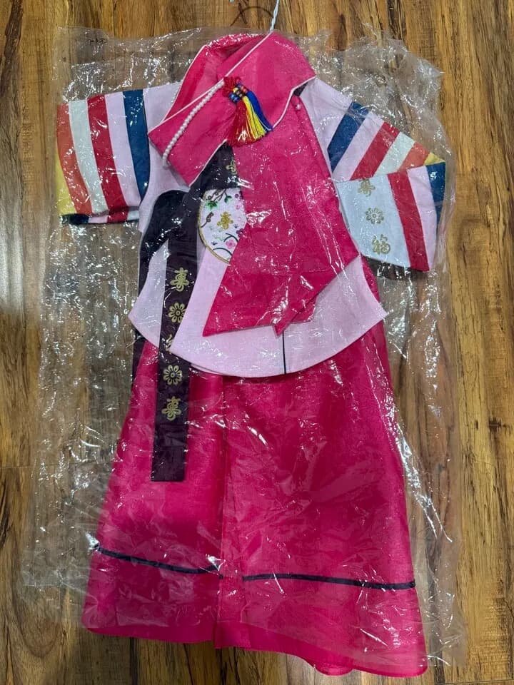 여아 돌 한복
					의류/패션
					Los Angeles