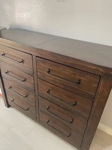 옷장+Night Stand
					가구
					Irvine