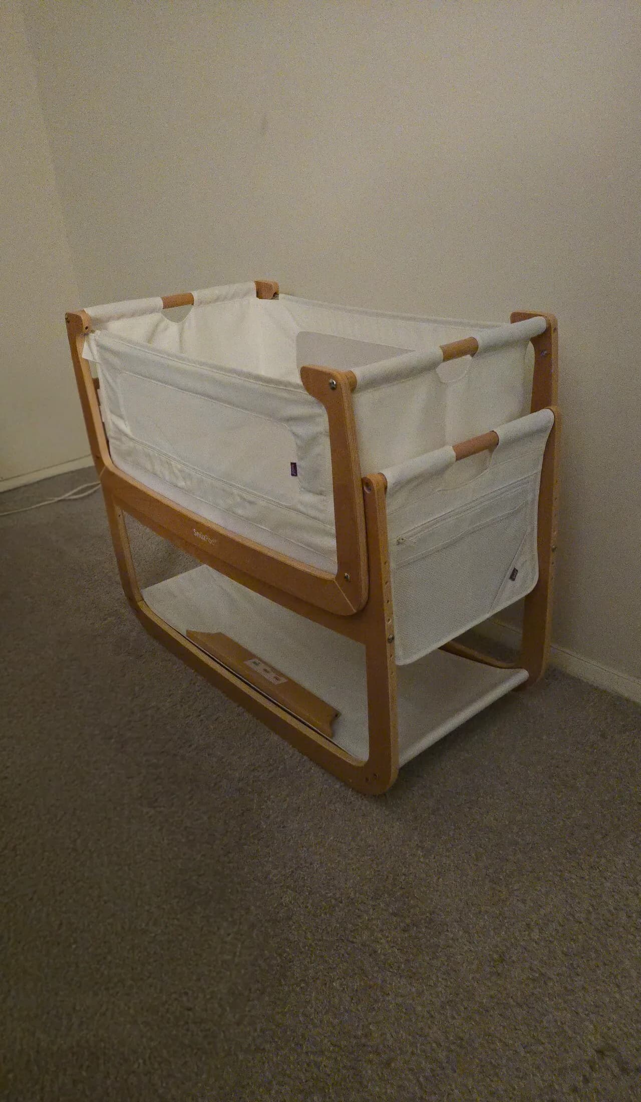 육아 SNUPOD4 BEDSIDR BASSINET (NATURAL)
					기타
					Central Los Angeles