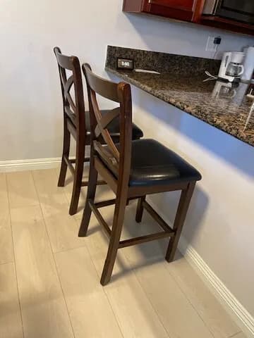 High Chairs 부엌 카운터 높은의자
					무빙세일
					Irvine