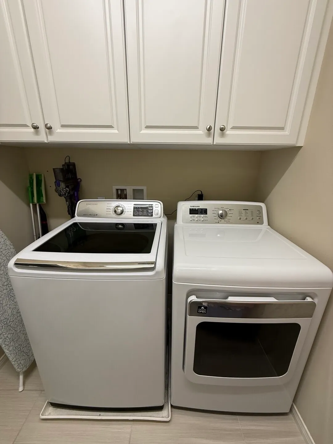 세탁기 (삼성)
					전자/가전
					Irvine  얼바인