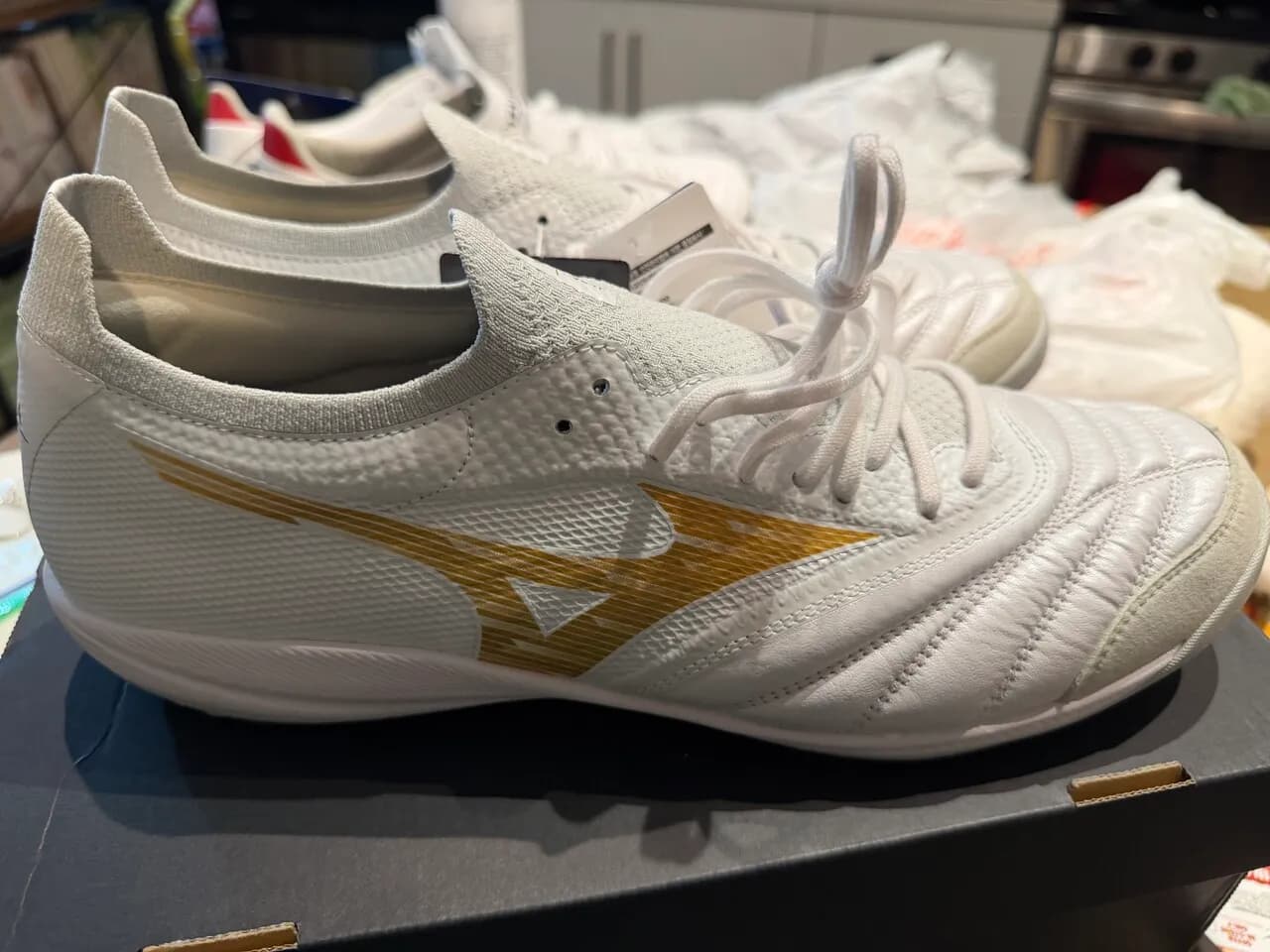 미지노 캥거루 축구화
					운동/건강
					LA