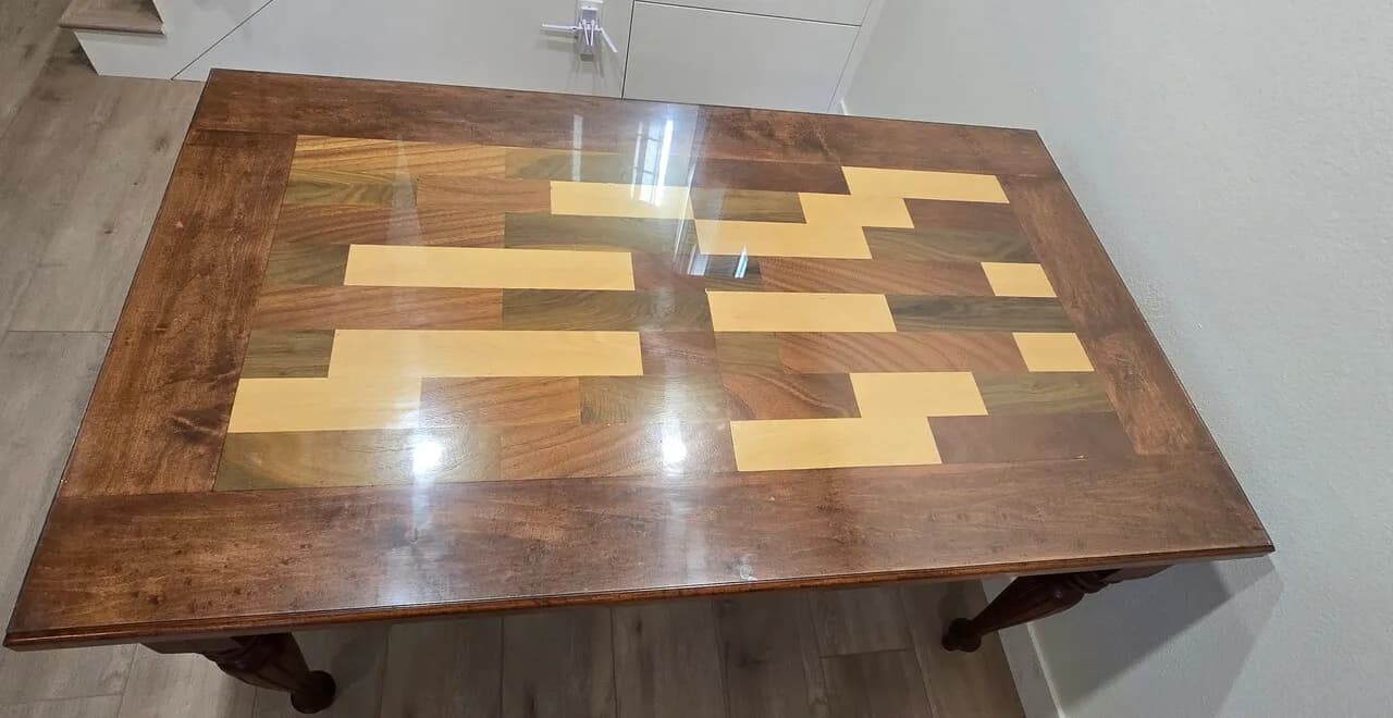 Dining Table 팝니다
					가구
					Fullerton