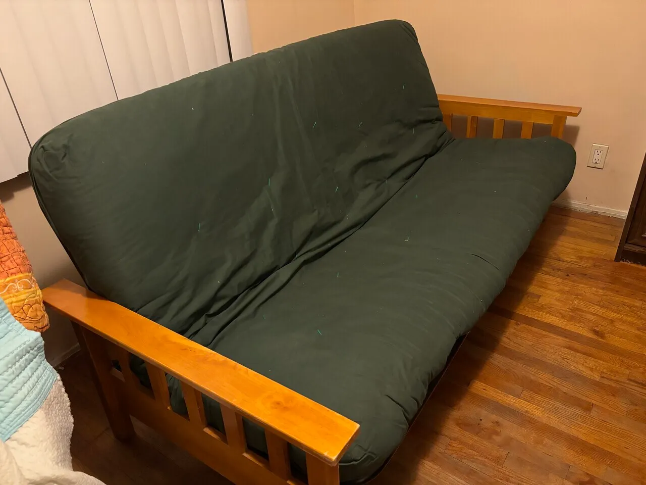 소파-침대 겸용 (sofa bed)
					가구
					Gardena