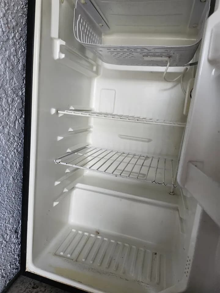 소형냉장고
					전자/가전
					Garden Grove