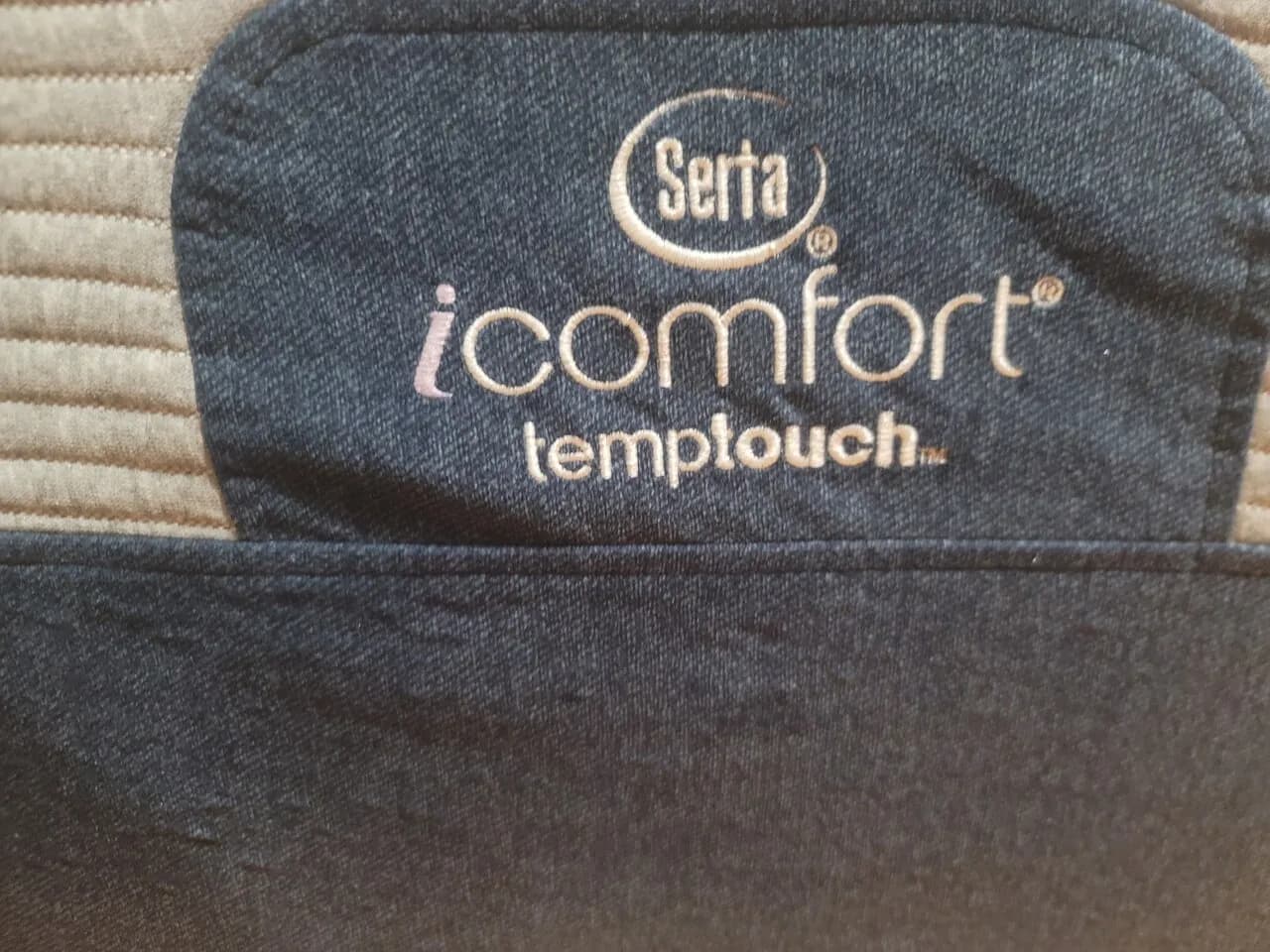 킹 고급 설타 매트리스
					가구
					Anaheim