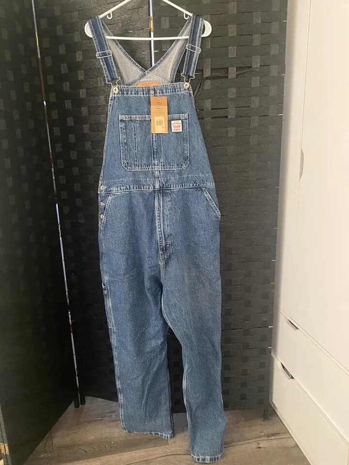 리바이스 오버롤 데님 멜빵바지
					의류/패션
					한타근처