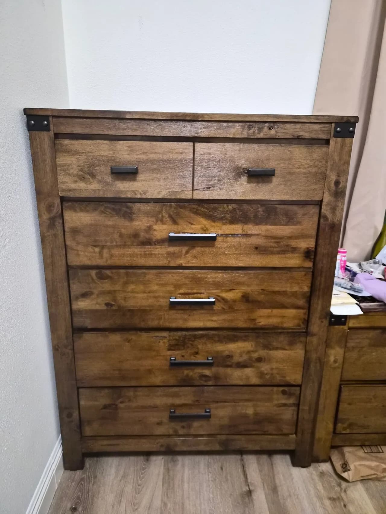 서랍장 & 사이드 서랍장들
					무빙세일
					Koreatown Los Angeles